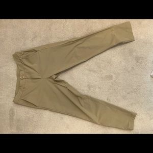 Lululemon athletica Commission Pant Classic 34” (L32”)